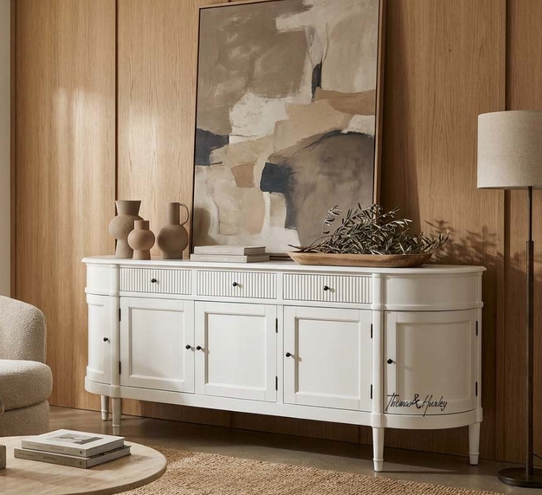 Louis Curved Sideboard 200cm White Louis curved sideboard 200cm in white